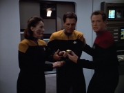 Filename=extant_StarTrek_VOY_4x07-ScientificMethod_01761.jpg
Filesize=138KiB
Dimensions=1200x900
Date added=Aug 20, 2019 extant_StarTrek_VOY_4x07-ScientificMethod_01761.jpg
