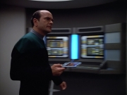 Filename=extant_StarTrek_VOY_4x07-ScientificMethod_01779.jpg
Filesize=128KiB
Dimensions=1200x900
Date added=Aug 20, 2019 extant_StarTrek_VOY_4x07-ScientificMethod_01779.jpg