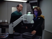 Filename=extant_StarTrek_VOY_4x07-ScientificMethod_01783.jpg
Filesize=145KiB
Dimensions=1200x900
Date added=Aug 20, 2019 extant_StarTrek_VOY_4x07-ScientificMethod_01783.jpg