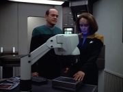 Filename=extant_StarTrek_VOY_4x07-ScientificMethod_01790.jpg
Filesize=142KiB
Dimensions=1200x900
Date added=Aug 20, 2019 extant_StarTrek_VOY_4x07-ScientificMethod_01790.jpg