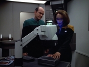 Filename=extant_StarTrek_VOY_4x07-ScientificMethod_01792.jpg
Filesize=148KiB
Dimensions=1200x900
Date added=Aug 20, 2019 extant_StarTrek_VOY_4x07-ScientificMethod_01792.jpg