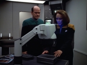 Filename=extant_StarTrek_VOY_4x07-ScientificMethod_01795.jpg
Filesize=147KiB
Dimensions=1200x900
Date added=Aug 20, 2019 extant_StarTrek_VOY_4x07-ScientificMethod_01795.jpg