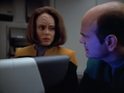 extant_StarTrek_VOY_4x07-ScientificMethod_01839.jpg
