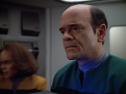 extant_StarTrek_VOY_4x07-ScientificMethod_01928.jpg