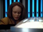 extant_StarTrek_VOY_4x07-ScientificMethod_01969.jpg