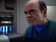 extant_StarTrek_VOY_4x07-ScientificMethod_01980.jpg