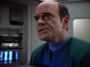 extant_StarTrek_VOY_4x07-ScientificMethod_01981.jpg