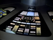 extant_StarTrek_VOY_4x07-ScientificMethod_01997.jpg