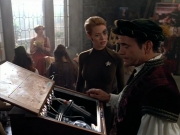 Filename=extant_StarTrek_VOY_4x07-ScientificMethod_02265.jpg
Filesize=178KiB
Dimensions=1200x900
Date added=Aug 20, 2019 extant_StarTrek_VOY_4x07-ScientificMethod_02265.jpg