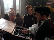 Filename=extant_StarTrek_VOY_4x07-ScientificMethod_02267.jpg
Filesize=185KiB
Dimensions=1200x900
Date added=Aug 20, 2019 extant_StarTrek_VOY_4x07-ScientificMethod_02267.jpg