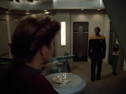 Filename=extant_StarTrek_VOY_4x07-ScientificMethod_02636.jpg
Filesize=129KiB
Dimensions=1200x900
Date added=Aug 20, 2019 extant_StarTrek_VOY_4x07-ScientificMethod_02636.jpg