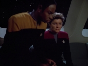 Filename=extant_StarTrek_VOY_4x07-ScientificMethod_02752.jpg
Filesize=98KiB
Dimensions=1200x900
Date added=Aug 20, 2019 extant_StarTrek_VOY_4x07-ScientificMethod_02752.jpg