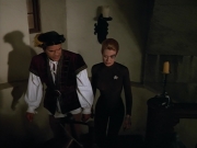 extant_StarTrek_VOY_4x07-ScientificMethod_02804.jpg