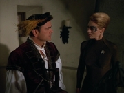 extant_StarTrek_VOY_4x07-ScientificMethod_02825.jpg