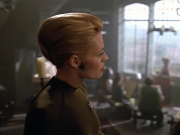 extant_StarTrek_VOY_4x07-ScientificMethod_02840.jpg