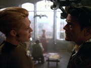 extant_StarTrek_VOY_4x07-ScientificMethod_02845.jpg