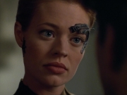 extant_StarTrek_VOY_4x07-ScientificMethod_02890.jpg