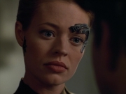 extant_StarTrek_VOY_4x07-ScientificMethod_02892.jpg