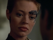 extant_StarTrek_VOY_4x07-ScientificMethod_02894.jpg
