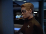 extant_StarTrek_VOY_4x07-ScientificMethod_02950.jpg