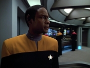 extant_StarTrek_VOY_4x07-ScientificMethod_02973.jpg