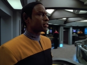 extant_StarTrek_VOY_4x07-ScientificMethod_02977.jpg