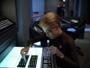 Filename=extant_StarTrek_VOY_4x07-ScientificMethod_03022.jpg
Filesize=179KiB
Dimensions=1200x900
Date added=Aug 20, 2019 extant_StarTrek_VOY_4x07-ScientificMethod_03022.jpg