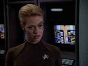 extant_StarTrek_VOY_4x07-ScientificMethod_03065.jpg
