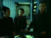 extant_StarTrek_VOY_4x07-ScientificMethod_03069.jpg