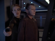 extant_StarTrek_VOY_4x07-ScientificMethod_03085.jpg