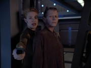 extant_StarTrek_VOY_4x07-ScientificMethod_03089.jpg