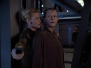 extant_StarTrek_VOY_4x07-ScientificMethod_03095.jpg