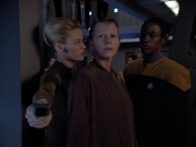 Filename=extant_StarTrek_VOY_4x07-ScientificMethod_03113.jpg
Filesize=130KiB
Dimensions=1200x900
Date added=Aug 20, 2019 extant_StarTrek_VOY_4x07-ScientificMethod_03113.jpg