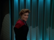 Filename=extant_StarTrek_VOY_4x07-ScientificMethod_03346.jpg
Filesize=144KiB
Dimensions=1200x900
Date added=Aug 20, 2019 extant_StarTrek_VOY_4x07-ScientificMethod_03346.jpg