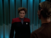 extant_StarTrek_VOY_4x07-ScientificMethod_03352.jpg