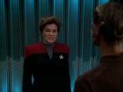 extant_StarTrek_VOY_4x07-ScientificMethod_03353.jpg