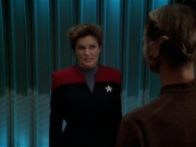 extant_StarTrek_VOY_4x07-ScientificMethod_03362.jpg