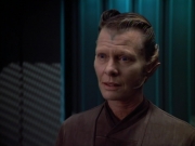extant_StarTrek_VOY_4x07-ScientificMethod_03363.jpg