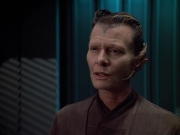 extant_StarTrek_VOY_4x07-ScientificMethod_03364.jpg