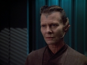 extant_StarTrek_VOY_4x07-ScientificMethod_03369.jpg