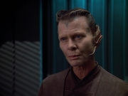 extant_StarTrek_VOY_4x07-ScientificMethod_03372.jpg