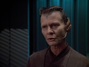 extant_StarTrek_VOY_4x07-ScientificMethod_03374.jpg
