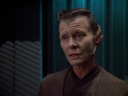 extant_StarTrek_VOY_4x07-ScientificMethod_03380.jpg