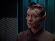 extant_StarTrek_VOY_4x07-ScientificMethod_03396.jpg