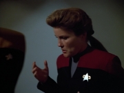 Filename=extant_StarTrek_VOY_4x07-ScientificMethod_03532.jpg
Filesize=103KiB
Dimensions=1200x900
Date added=Aug 20, 2019 extant_StarTrek_VOY_4x07-ScientificMethod_03532.jpg