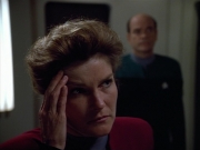 extant_StarTrek_VOY_4x07-ScientificMethod_03551.jpg