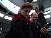 Filename=extant_StarTrek_VOY_4x07-ScientificMethod_03637.jpg
Filesize=152KiB
Dimensions=1200x900
Date added=Aug 20, 2019 extant_StarTrek_VOY_4x07-ScientificMethod_03637.jpg