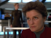 extant_StarTrek_VOY_4x07-ScientificMethod_03686.jpg
