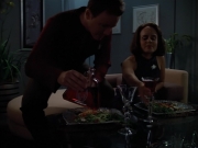 extant_StarTrek_VOY_4x07-ScientificMethod_04000.jpg