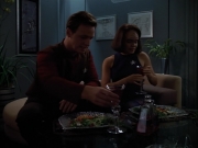 Filename=extant_StarTrek_VOY_4x07-ScientificMethod_04068.jpg
Filesize=130KiB
Dimensions=1200x900
Date added=Aug 20, 2019 extant_StarTrek_VOY_4x07-ScientificMethod_04068.jpg